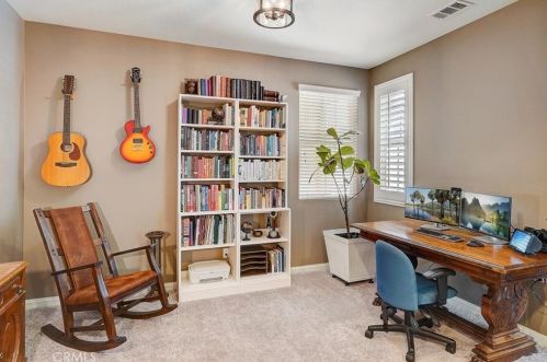 1433 Venetian Mallow Ct, Beaumont CA  92223-8639 exterior