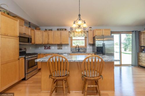 1748 30th Ave, Hammond WI  54015-5215 exterior