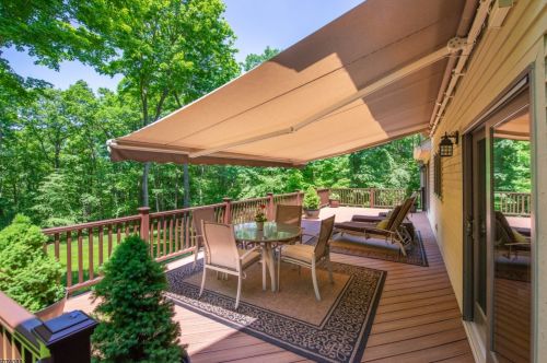 39 Pheasant Run, Kinnelon NJ  07405-3022 exterior