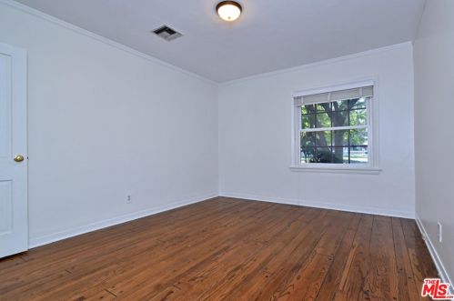 4934 Cartwright Ave, North Hollywood CA  91601-4023 exterior