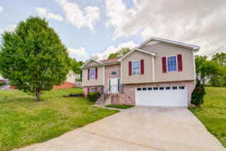 991 Sugarcane Way, Clarksville TN  37040-2883 exterior