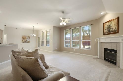 6001 Park Ln, Lewisville TX  75028-3775 exterior