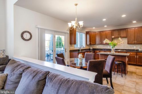 5312 Kernstown Ct, Haymarket VA  20169-4504 exterior