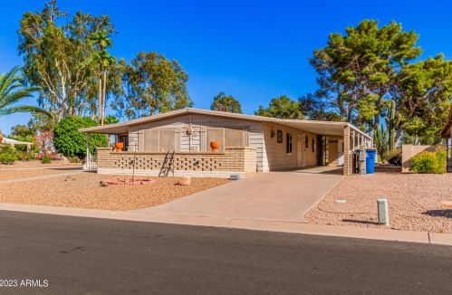 8899 Fairway Blvd, Chandler, AZ 85248-6910