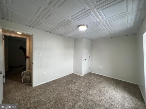 21 Sussex St, Gloucester NJ  08030-1725 exterior