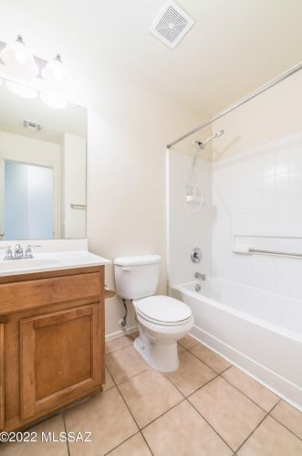 60387 Loose Reins Pl, Tucson AZ 85739-5903 exterior