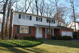 1345 Woodland Cir, Bethlehem PA  18017-1636 exterior