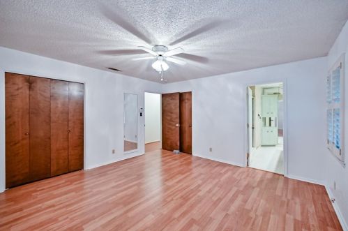 5662 Vega Dr, Fort Worth TX  76133-2962 exterior