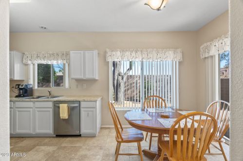 22209 Las Brizas Ln, Sun City AZ 85375-2858 exterior