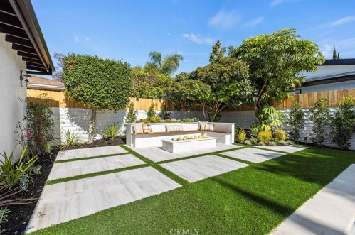 12440 Addison St, North Hollywood CA  91607-3546 exterior
