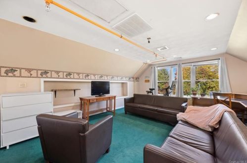 23 Horton Rd, Washingtonville NY  10992-1427 exterior