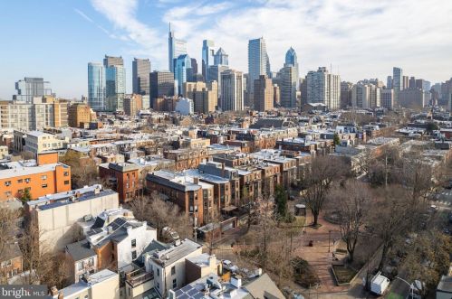 336 24th St, Philadelphia PA  19103-6431 exterior