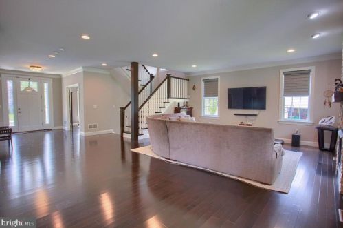 504 Sophia Cir, Hummelstown PA  17036-7089 exterior