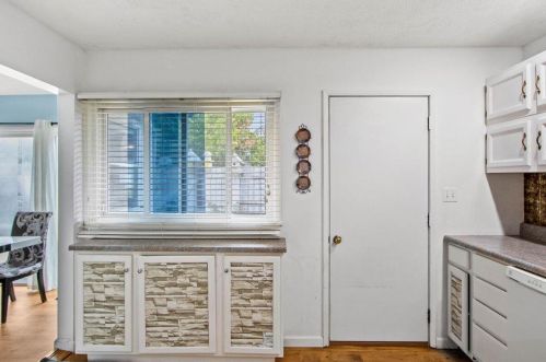 1117 Erie St, Bellefontaine OH  43311-2536 exterior