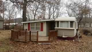 111 Skidrow, Wyalusing WI  53801-9632 exterior