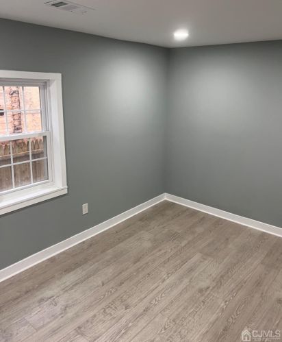 32 Linden St, Perth Amboy NJ  08861-4732 exterior