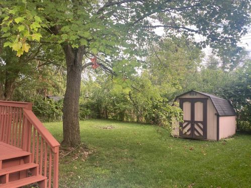 523 Bessinger Dr, Cincinnati, OH 45240-3923
