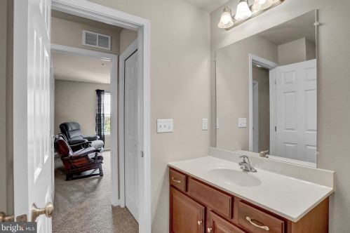 109 Landover Ct, West Enola PA  17025 exterior