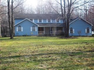 807 Hamlin Center Rd, Hamlin, NY 14464-9371