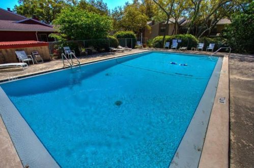 1039 4th Ave, Shalimar FL  32579-1983 exterior