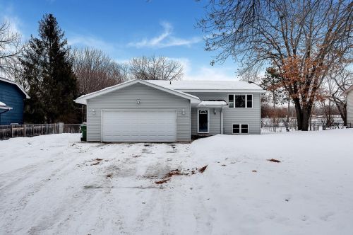 10341 Sycamore St, Minneapolis, MN 55433-4981