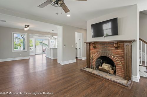 908 13th Ave, Belmar NJ  07719-2805 exterior
