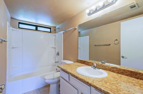 20729 Cashew St, Wildomar, CA 92595-8984