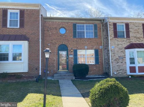 2841 Bowes Ln, Woodbridge, VA 22193-1221