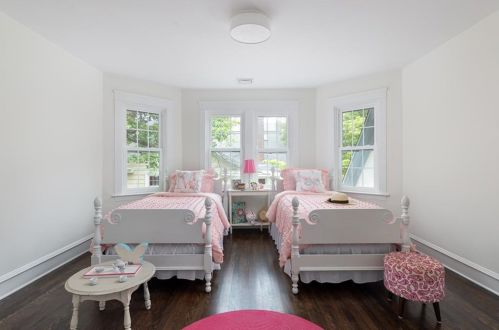 87 Woodbury St, Providence RI  02906-3509 exterior