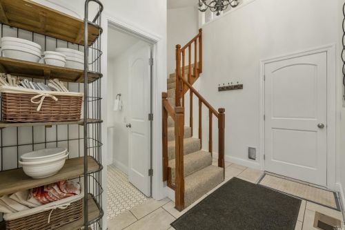 396 Pleasant Hill Rd, Sebastopol CA  95472-4020 exterior