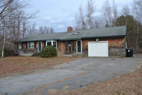 21 Prospect St, Rutland, MA 01543-1227
