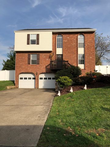 6768 Elk Rush Dr, Imperial, PA 15126-9289