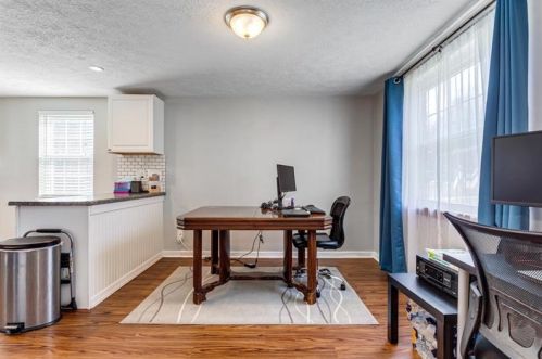 883 Stevendale Dr, Pittsburgh PA  15221-3926 exterior