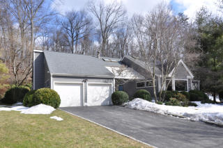 143 Trails End, Irvington On Hudson, NY 10533-1849