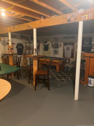 43 Tyler Way, Bristol CT  06010-9465 exterior