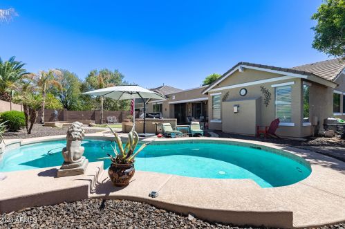 14330 Lisbon Ln, Sun City, AZ 85379-5791