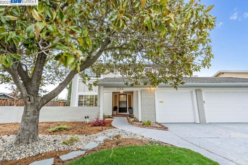 720 Polaris Way, Livermore, CA 94550-6336
