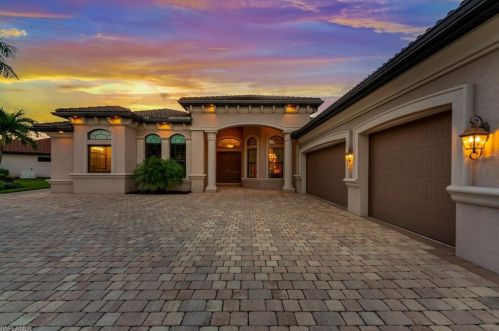 23055 Sanabria Loop, Bonita Springs, FL 34135-5345