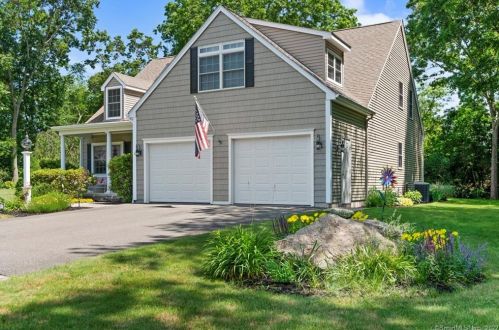 14 Olivia Ln, Lyme, CT 06371-1752