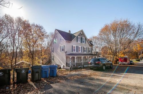 57 Lorenzo St, Norwich, CT 06360-2540