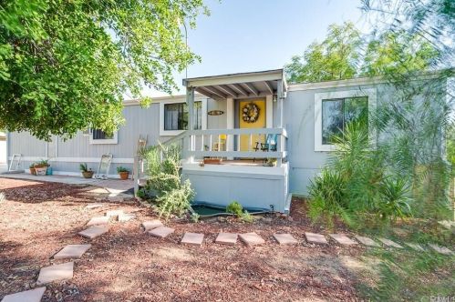 20935 Mariposa Rd, Lake Elsinore CA  92530-0522 exterior