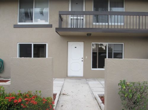 13645 Via Aurora, Delray Beach, FL 33484-1922