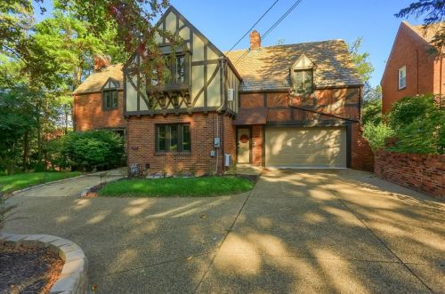1430 Washington Rd, Pittsburgh, PA 15228-1639