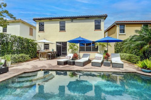 3820 Aspen Leaf Dr, Boynton Beach FL  33436-1700 exterior