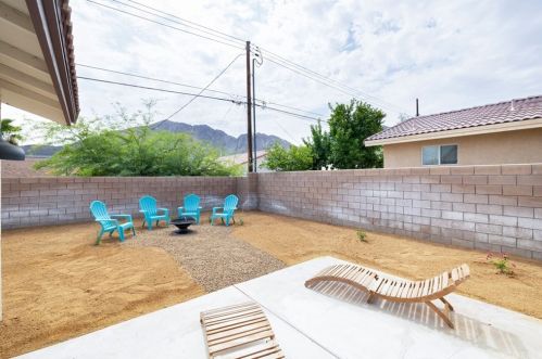 53140 Avenida Martinez, La Quinta CA  92253-5420 exterior
