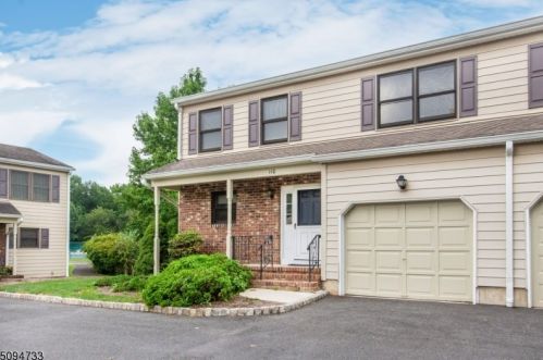 110 Sunrise Dr, Gillette, NJ 07933-1944