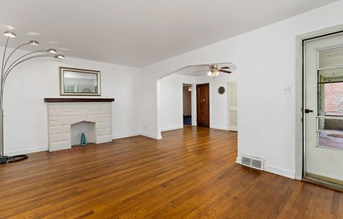 2024 Warriors Rd, Pittsburgh, PA 15205-4107