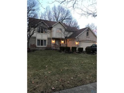 8334 Country Brook Dr, Holland, OH 43528-9165