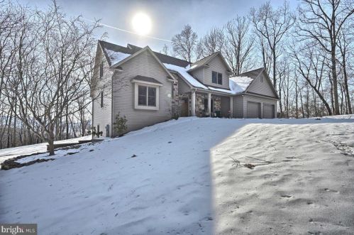 100 Turtle Ridge Rd, Shermansdale, PA 17090-8232