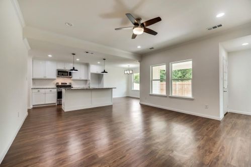 3425 Gillespie St, Greenville TX  75401-2630 exterior